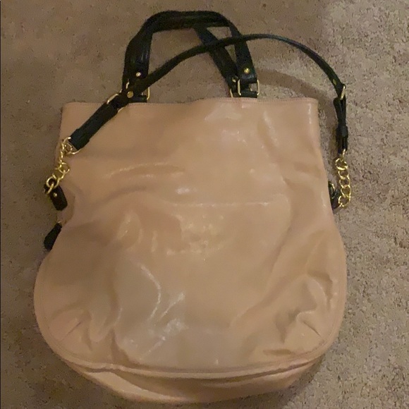 Danielle Nicole Purse - Picture 2 of 3